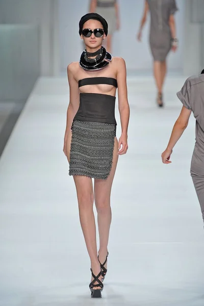 Look 22